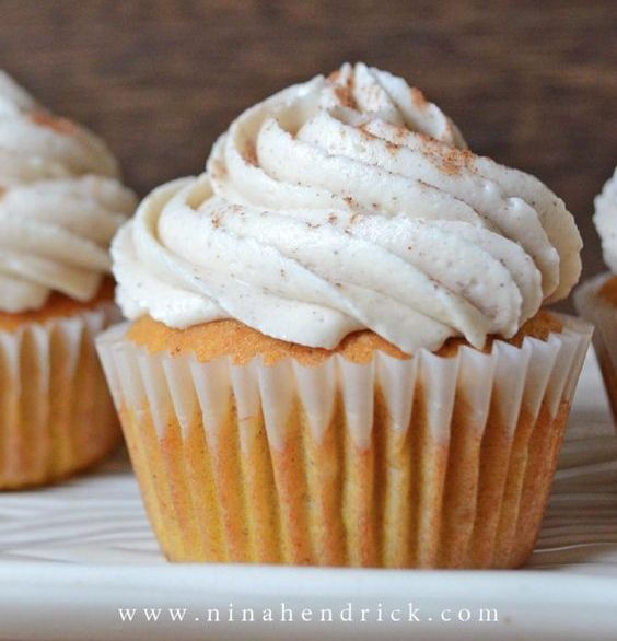 Pumpkin Spice Cupcakes with Cinnamon Cream Cheese Frosting-Best Pumpkin Dessert Recipes